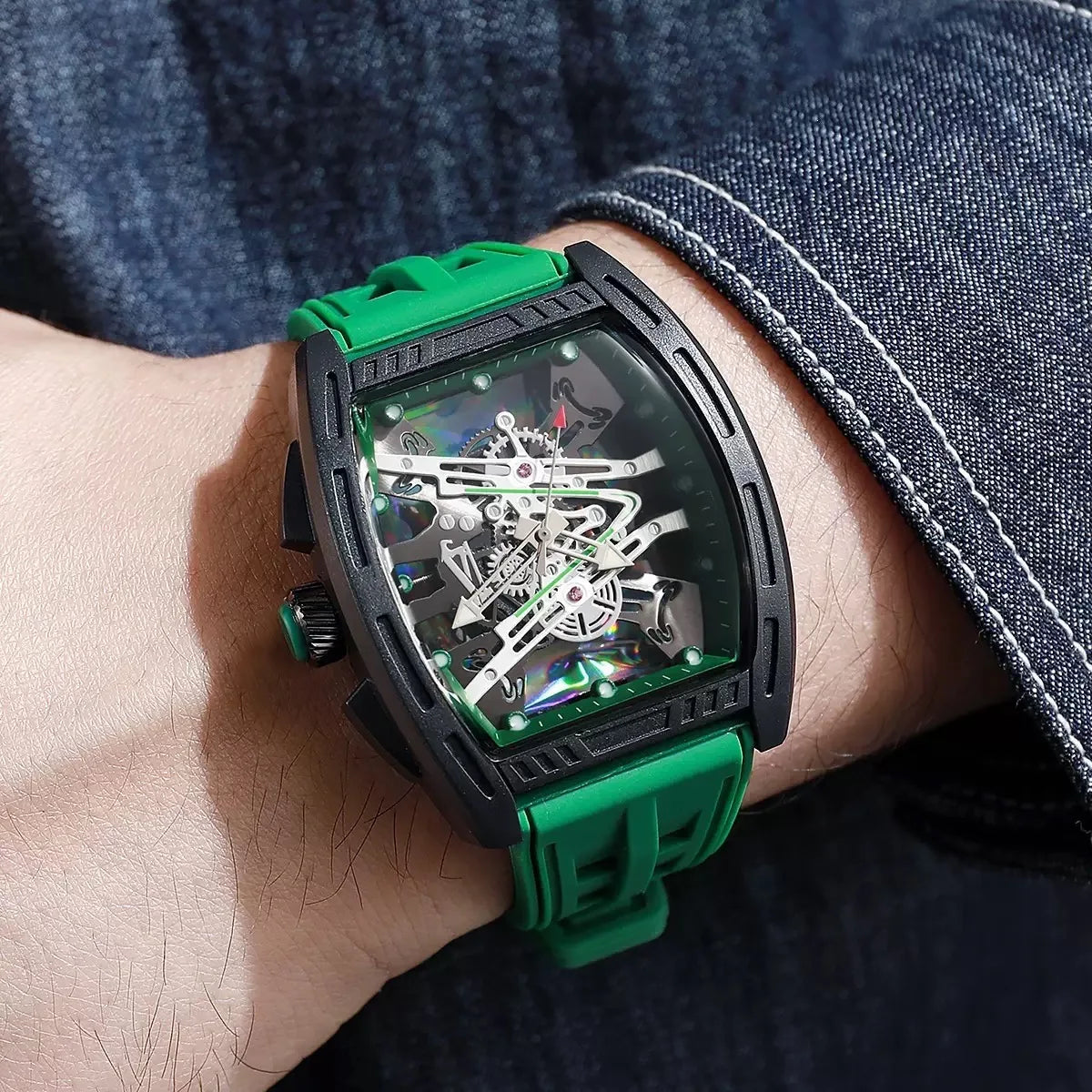 Men's Quartz Watch Sport Silicone Strap Fashionable Watch for Male Anniversary Gift